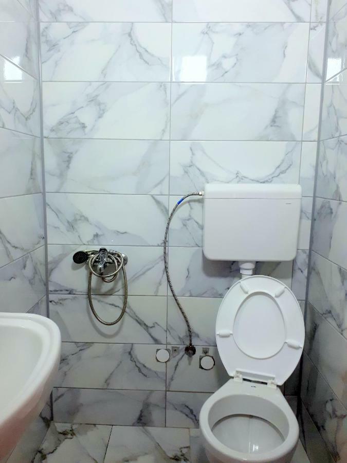 Štip Edelweiss Hostel מראה חיצוני תמונה