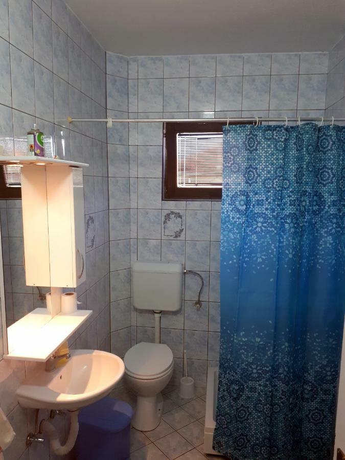 Štip Edelweiss Hostel מראה חיצוני תמונה